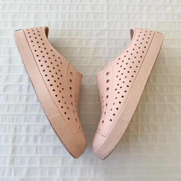 Native Jefferson Sneakers • Chameleon Pink | Bloom Collection • J6 - Picture 1 of 9